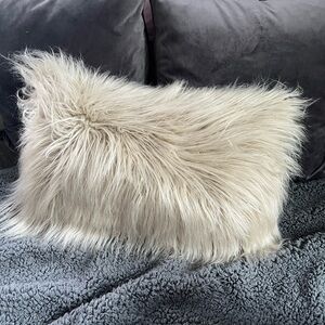 Decorative Faux Fur Pillow